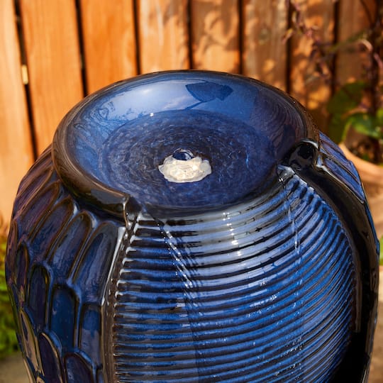 Glitzhome® 28.25" LED Petals Textured Ceramic Jar Outdoor Floor Fountain